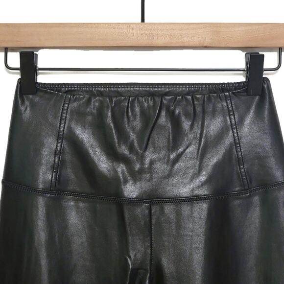 Aritzia Wilfred Free Vegan Faux Leather Black Skinny Legging Pant Chic Size XXS - Picture 4 of 13